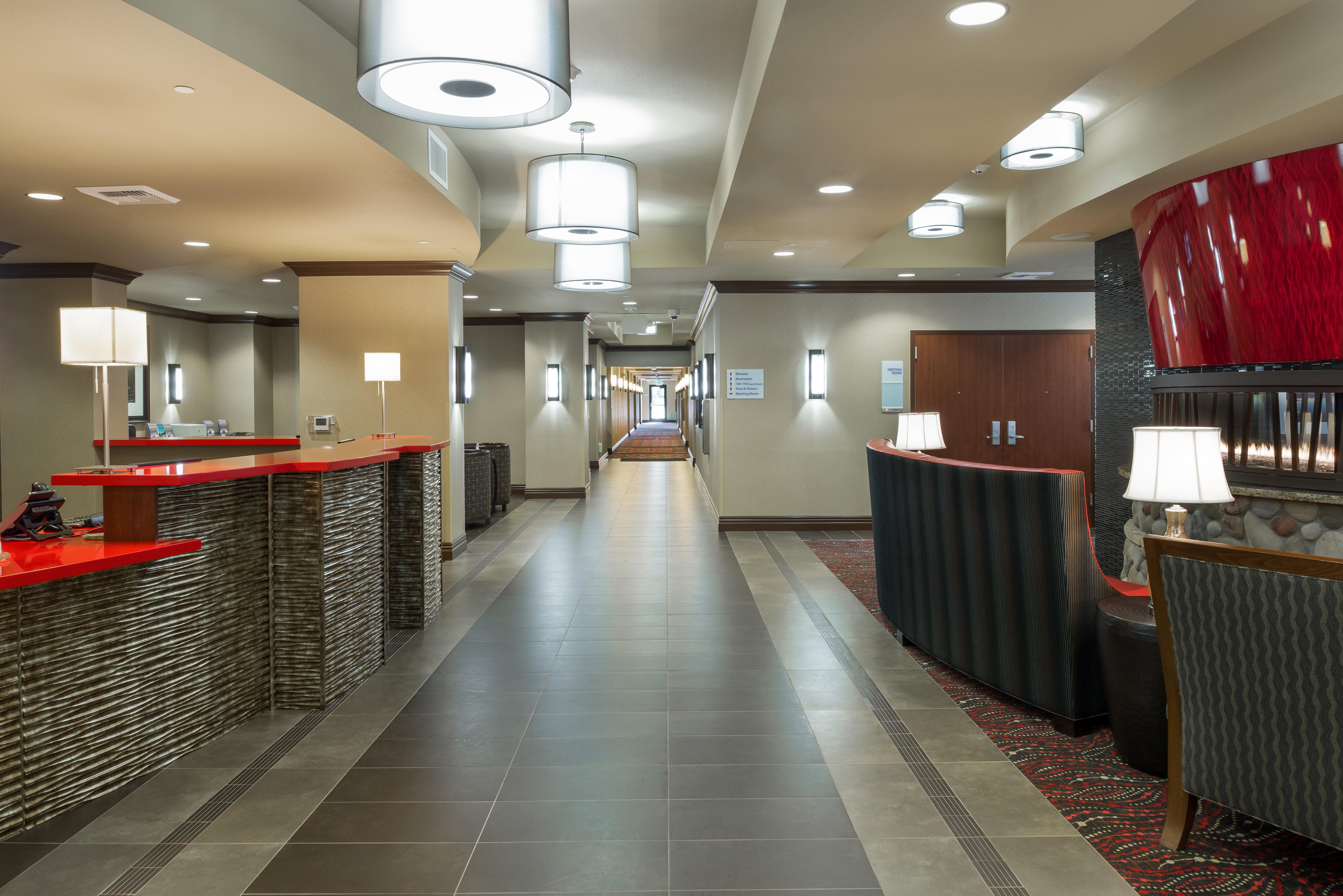 Holiday Inn Express Klamath - Redwood Ntl Pk Area By Ihg Bagian luar foto