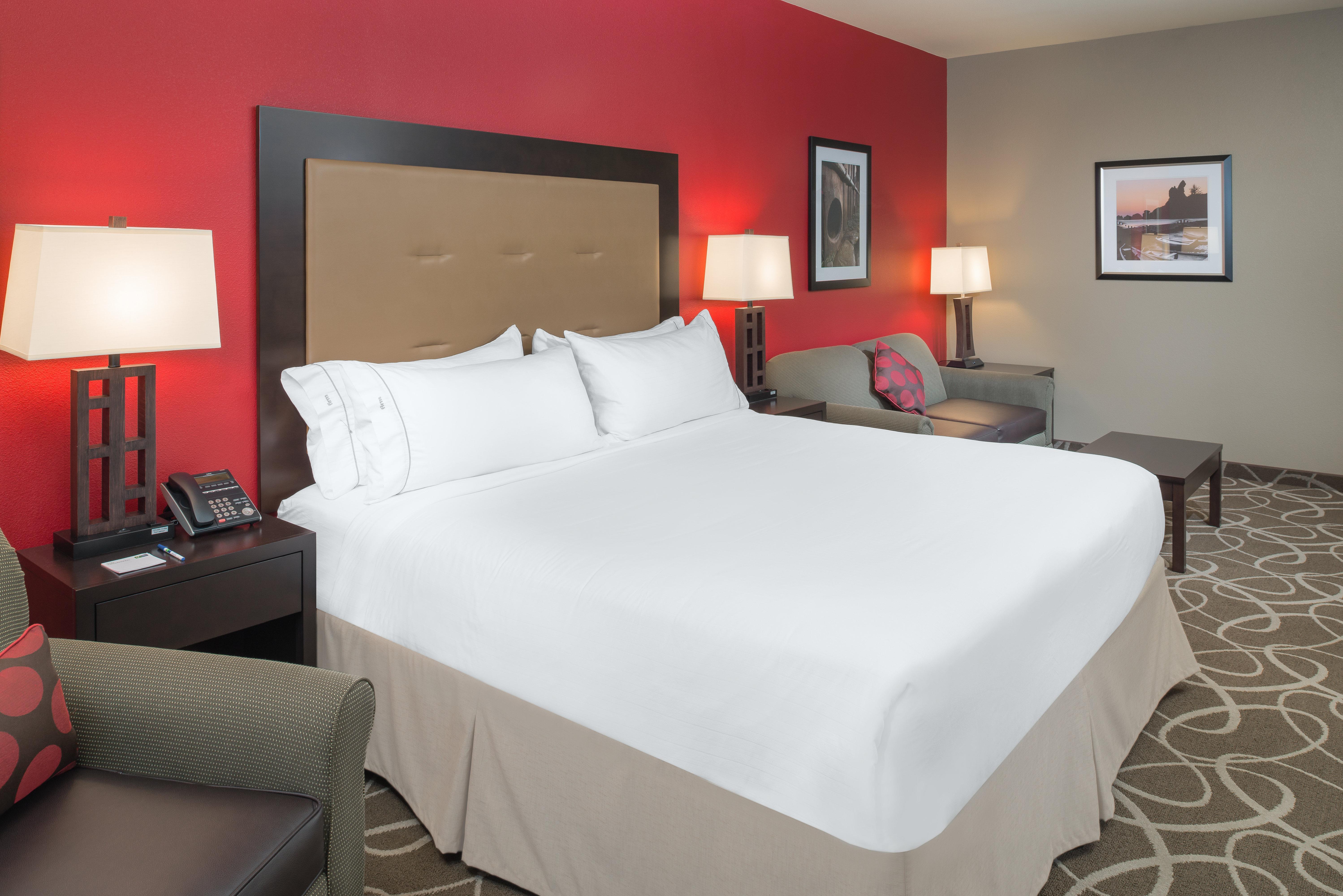 Holiday Inn Express Klamath - Redwood Ntl Pk Area By Ihg Bagian luar foto