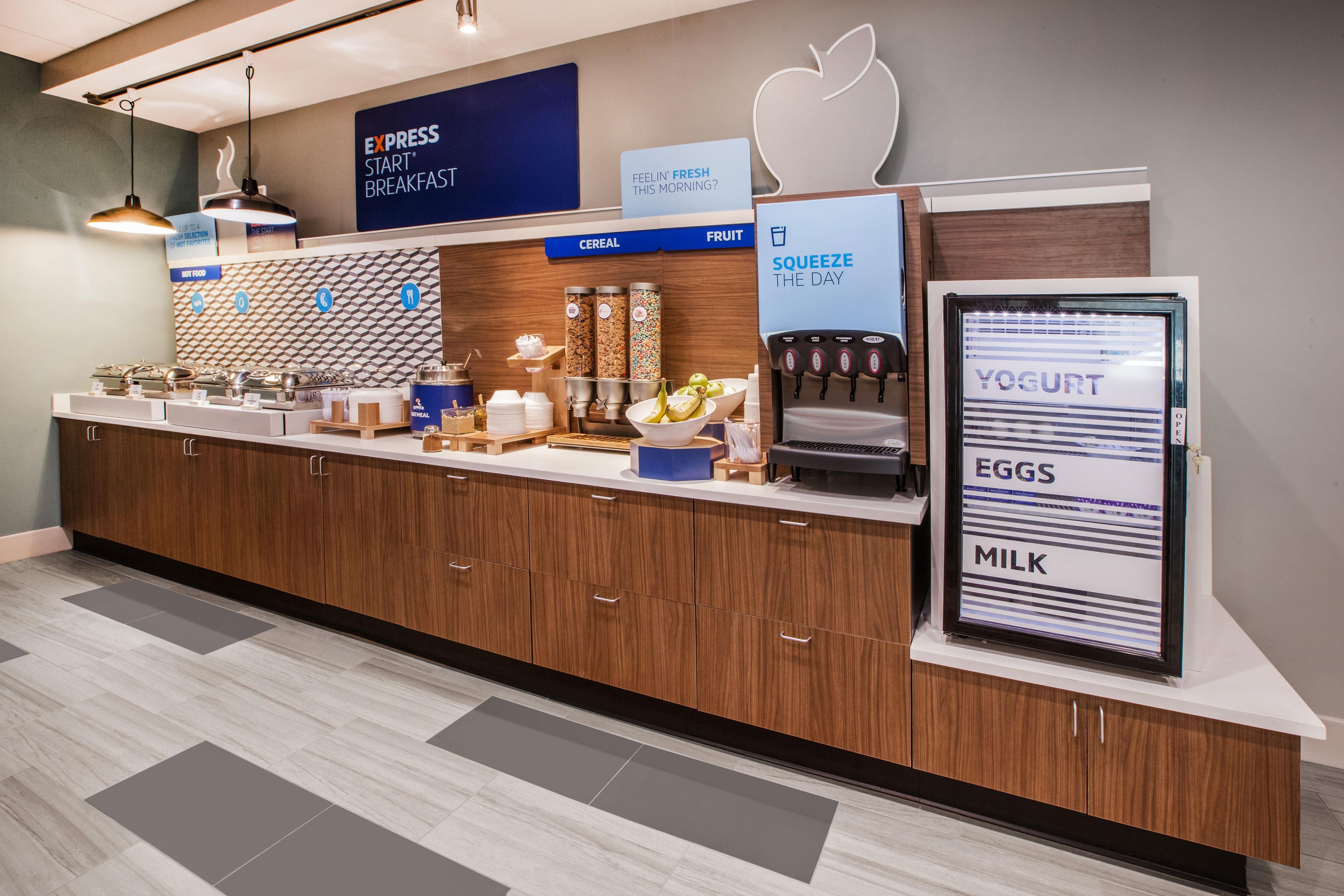 Holiday Inn Express Klamath - Redwood Ntl Pk Area By Ihg Bagian luar foto